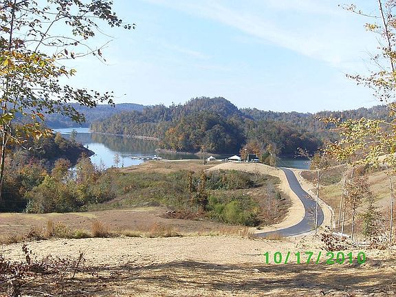 2nd image of Norris Lake Lndg #93