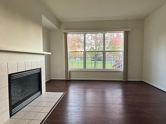 4th image of 163 Concord Dr