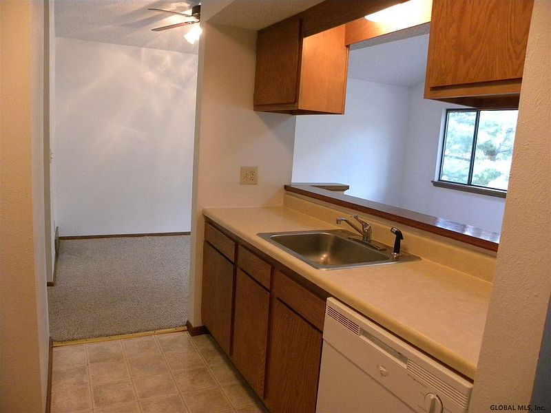 3rd image of 214 Victory Way
