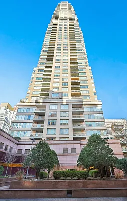 Sold by Compass | media 9