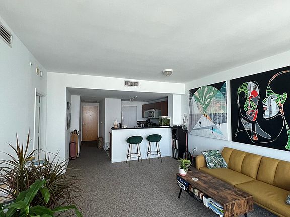 3rd image of 244 Biscayne Blvd #32006