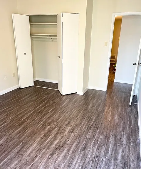 1715 W 11th Ave #220 — Photo 10