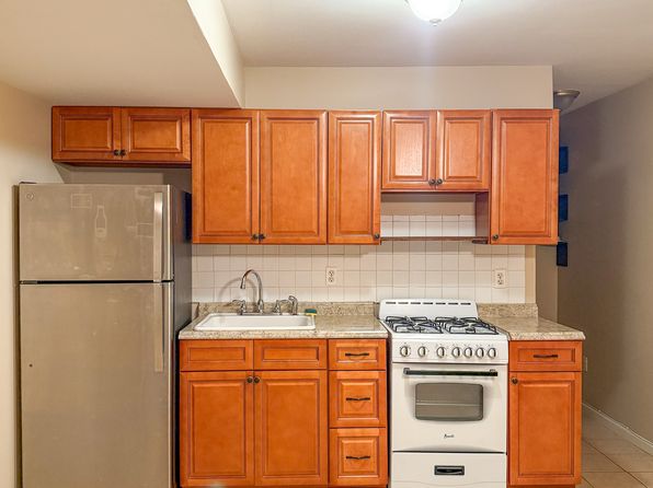 71 Pond St Floor 1