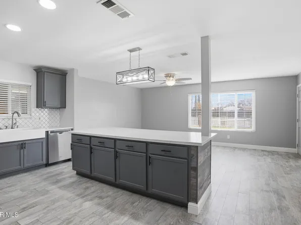 10500 Lonon Ave, Bakersfield, CA 93312