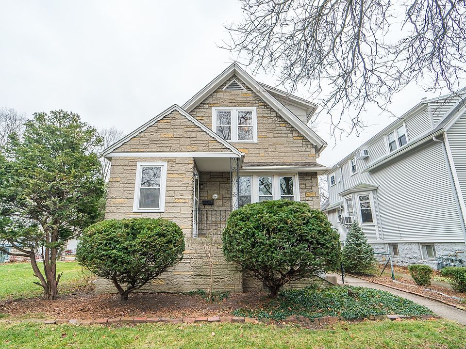 1st image of 138 Rockford Ave