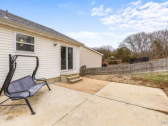 5th image of 4237 NW Point Dr