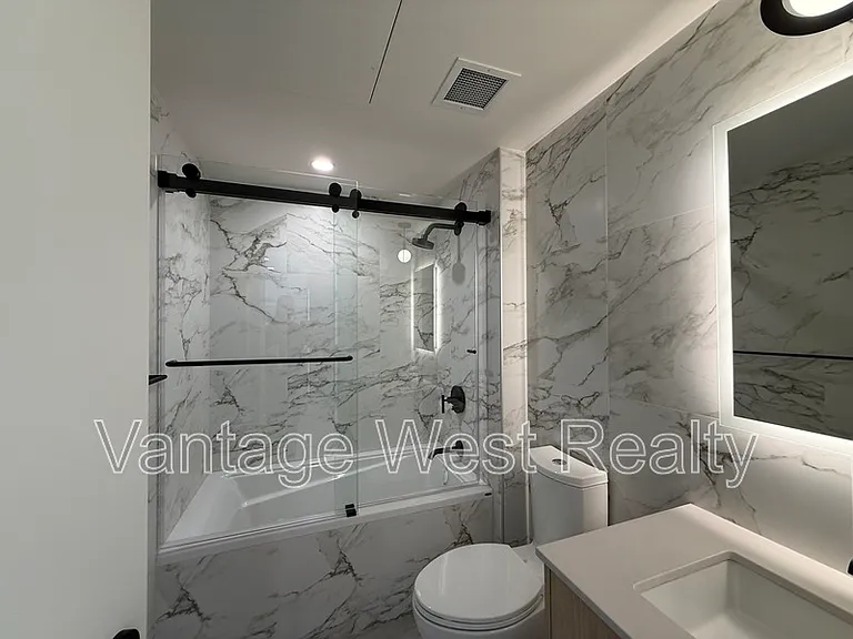 3800 Capozzi Rd #1109 — Photo 14