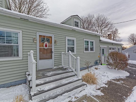 5th image of 15 Buell Ave