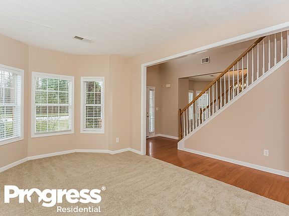 3rd image of 179 Babbling Brook Dr