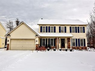 314 Cameron Hill Dr, Rochester, NY 14612