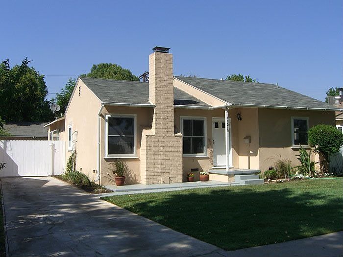 Exterior view of home
