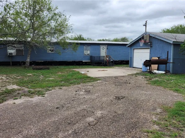 140 County Road 3034, Orange Grove, TX 78372