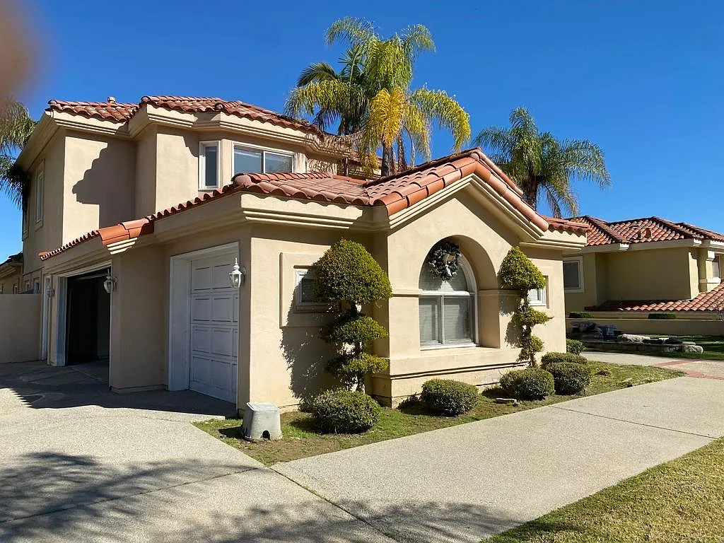 4 bed, 4067 sqft, $6,000 — Photo 3