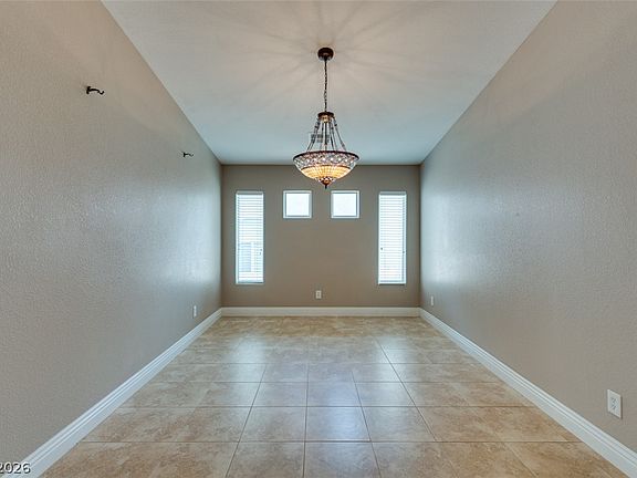 5th image of 82 Rattlesnake Grass Ct
