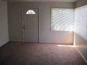 3rd image of 3409 Waller Ave