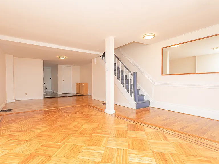 182 Patchen Ave #1 — Photo 3