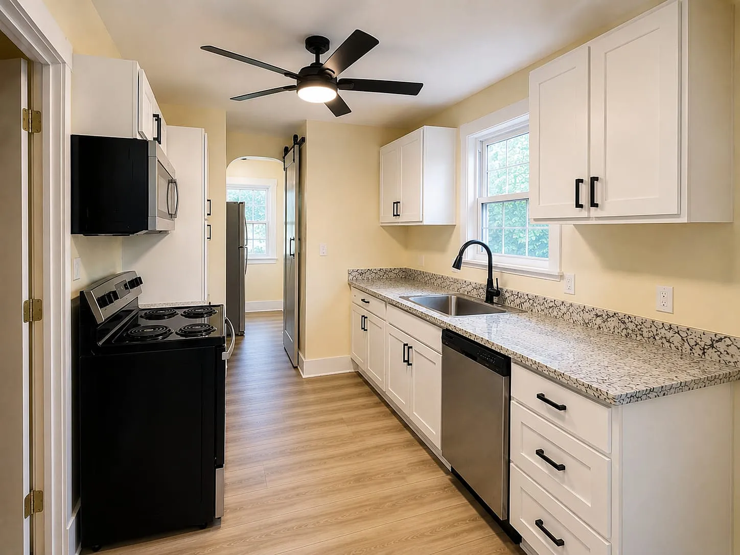 3 bed, 1586 sqft, $1,585 — Photo 3