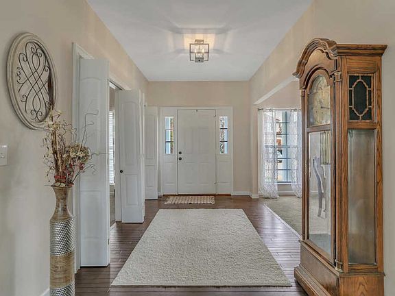 2nd image of 9503 Parkfield Place Dr