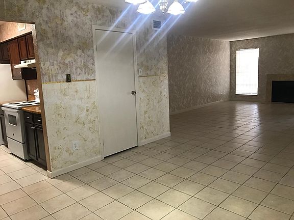 5th image of 7400 Bellerive Dr APT 801
