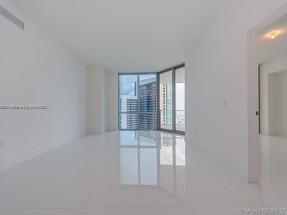 3rd image of 851 NE 1st Ave #40