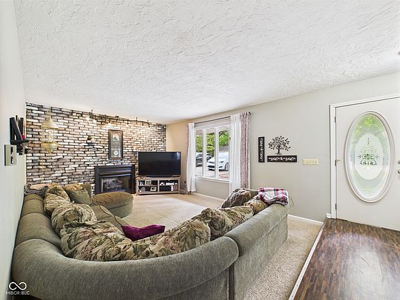 5th image of 5542 N Olivia Dr