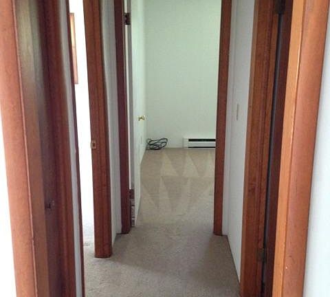 2nd image of 460 Underwood St APT 3