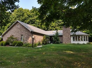 9685 Springfield Rd, Poland, OH 44514