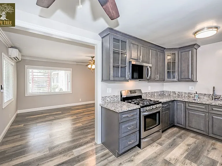 145 E Sierra Madre Blvd — Photo 23