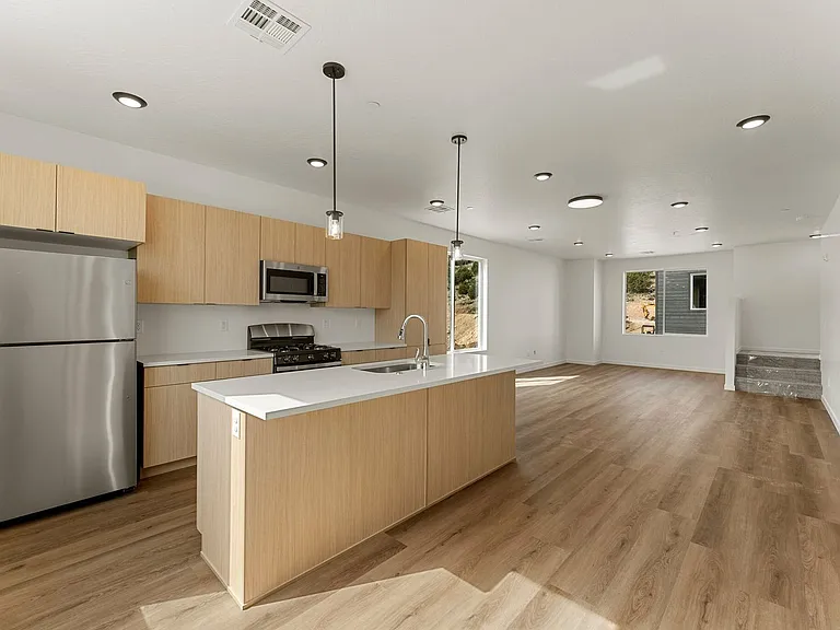 Coal Creek Townhomes — Photo 27