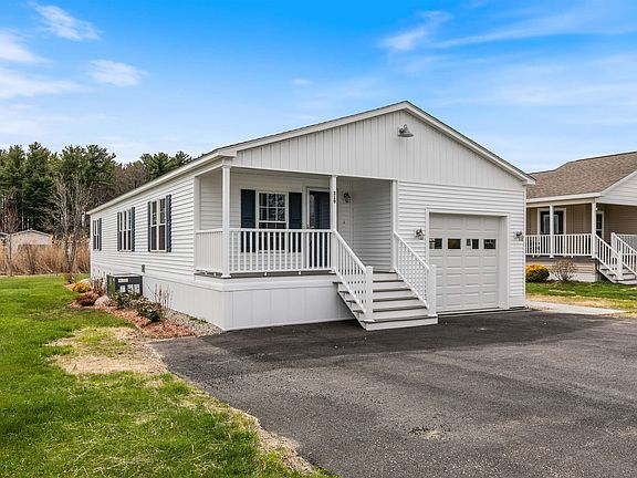 2nd image of 319 Salmon Avenue