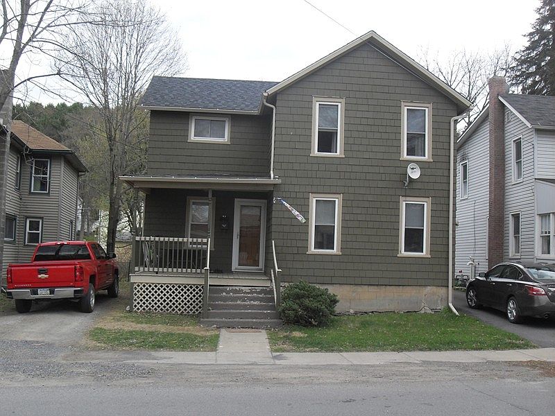 1st image of 11 Grant St