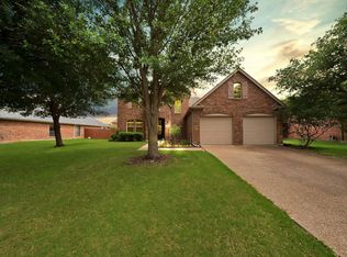 345 Creekside Trl, Argyle, TX 76226