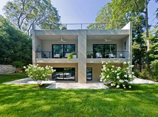 8 Wilson Pl, Sag Harbor, NY 11963