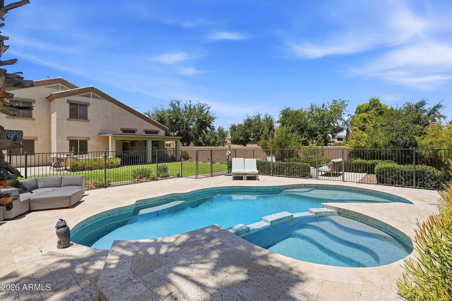 5 bed, 2980 sqft, $3,800 — Photo 2
