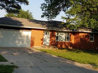 2140 S 62nd St, Lincoln, NE 68506