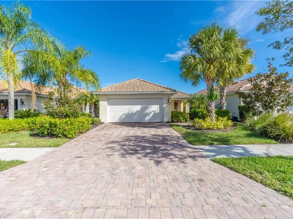 8701 Querce CT, NAPLES, FL 34114