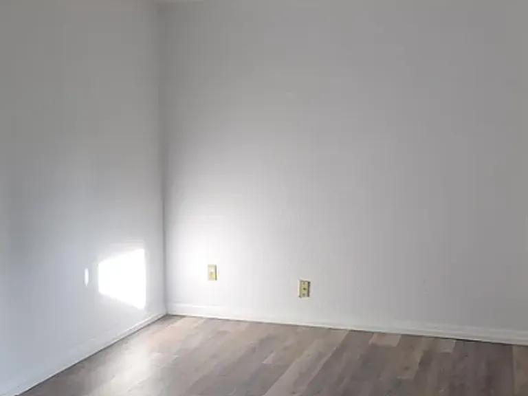 2812 Cottonwood Ave — Photo 18