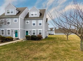 901 Fairway Dr, Middletown, RI 02842