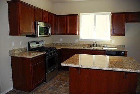 5th image of 7605 181st St E