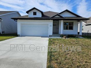 8938 Primo Ln, West Des Moines, IA 50266