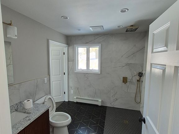 5th image of 53 Corey Ave