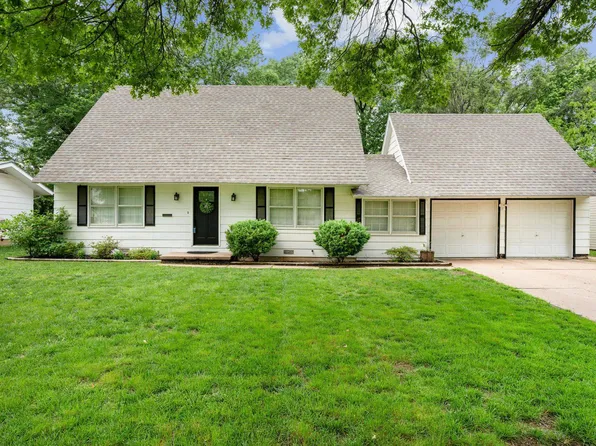 2631 N Dellrose St, Wichita, KS 67220
