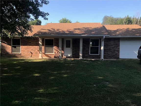 3rd image of 1017 Little Flock Dr