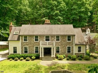 96 Roxiticus Rd, Far Hills, NJ 07931