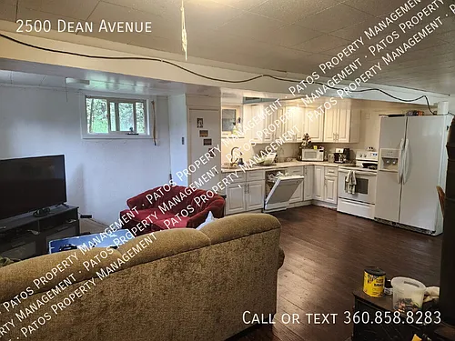 2500 Dean Ave Photo 1