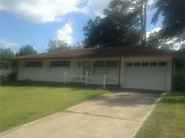 3803 Autumndale Dr, Mobile, AL 36618