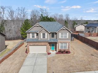 520 Ballyshannon Dr, Dacula, GA 30019