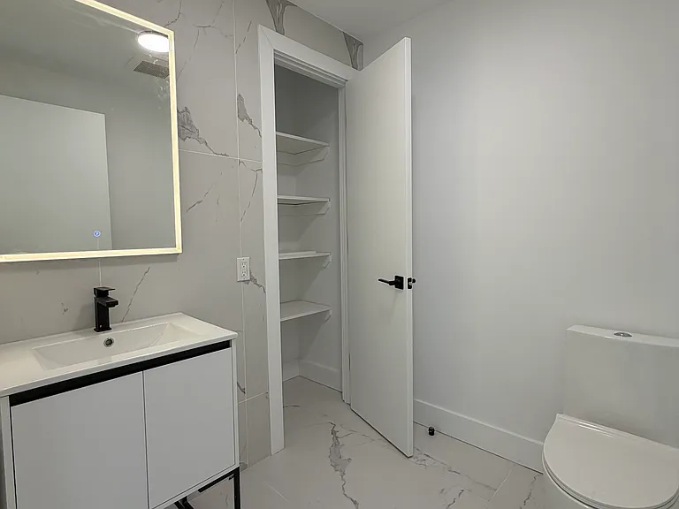 286 Hawthorne Ave #2 — Photo 11