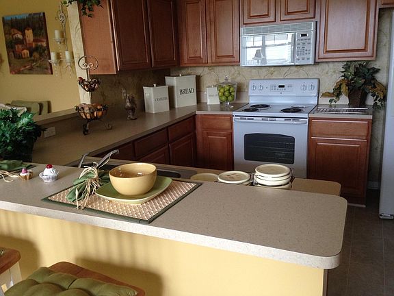 4th image of 12349 1st Ave #4