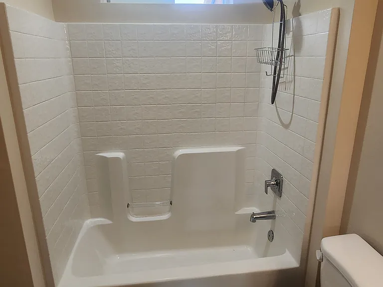 560 Tilling Way #2 — Photo 5